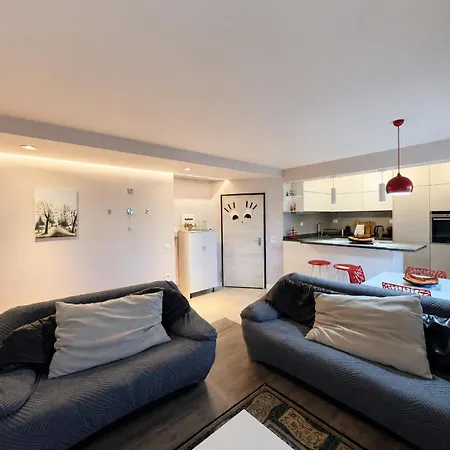 View Apartment *